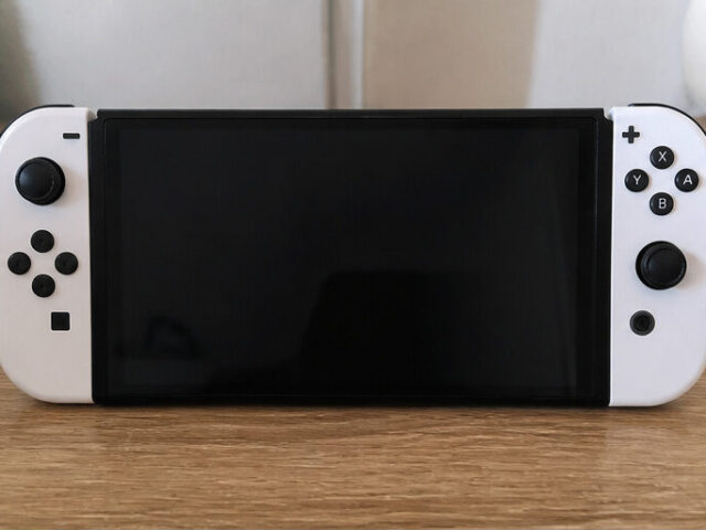 Nintendo Switch OLED ホワイト 美品 動作確認済み 電子機器